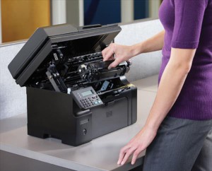 Стоит ли менять комплектующие для принтера самому