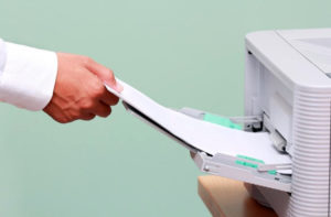 Как правильно выбрать бумагу для принтера